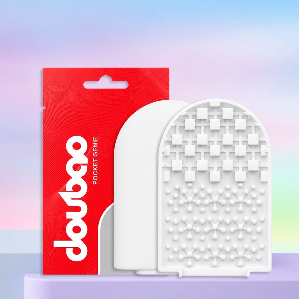 Мини-мастурбатор нереалистичный Daubao Pocket Genius с рельефом кубиков, белый, 52,5 × 81,5 × 11 мм