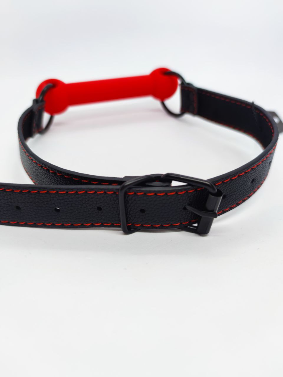 Кляп DS Fetish Mouth silicone gag red/black