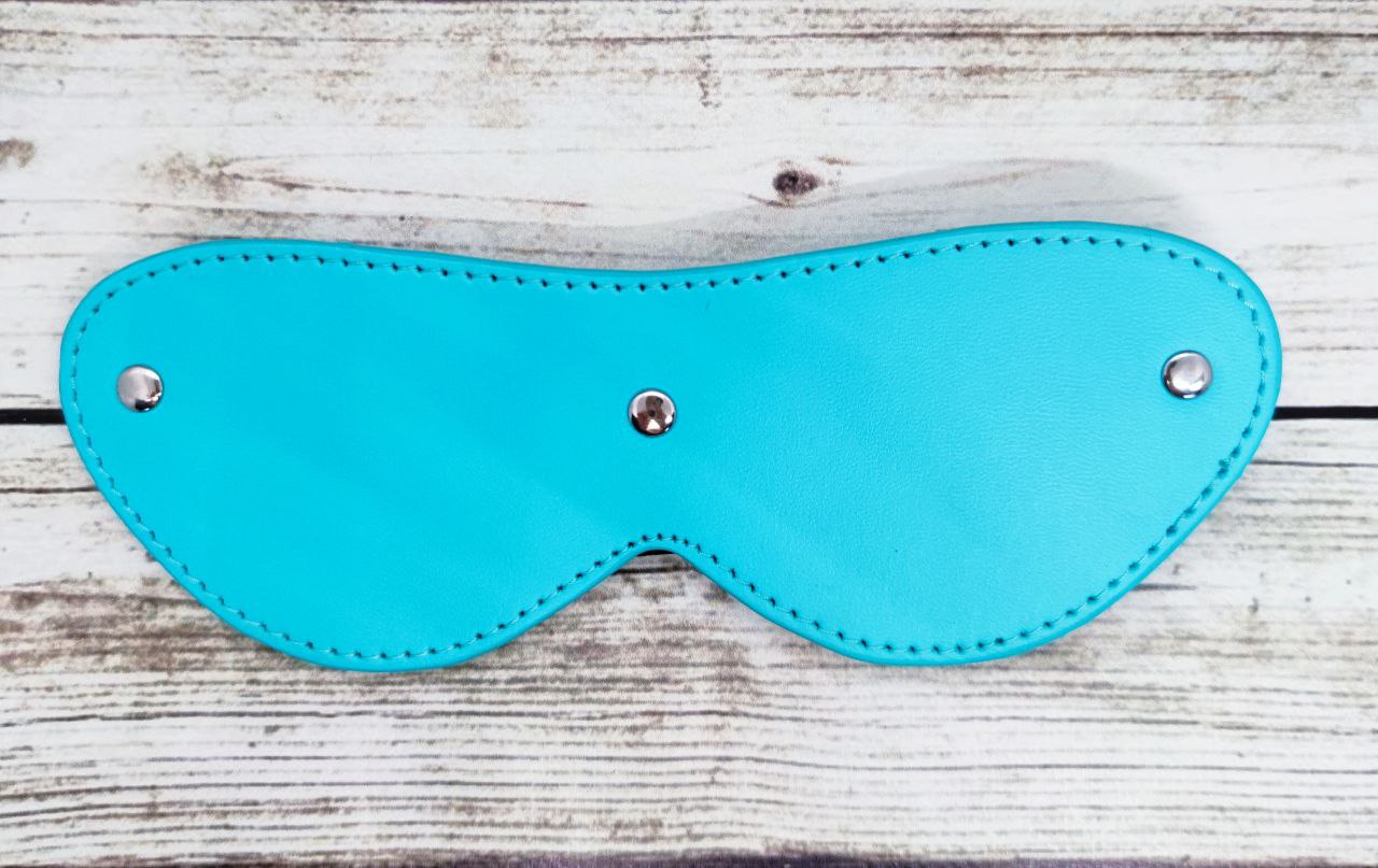 Маска на очі із заклепками DS Fetish Blindfold blue