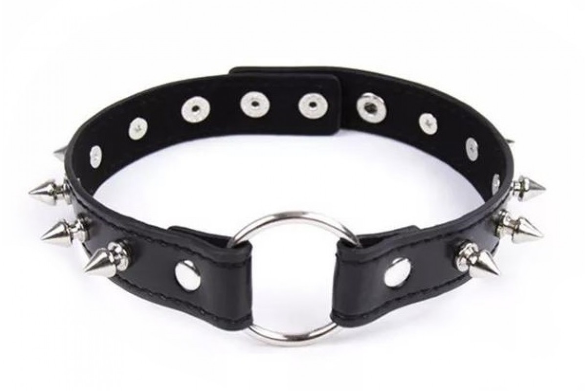 Нашийник з шипами Collar black with metal spikes