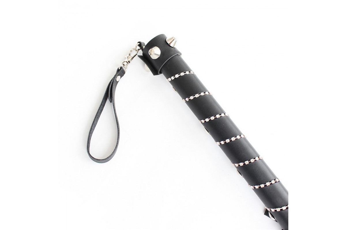 Флоггер DS Fetish Bling flogger with glass diampnd black