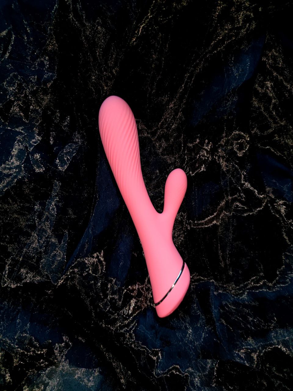 Вагинально-клиторальный вибратор кролик Chisa Lust Ripple Coney, розовый