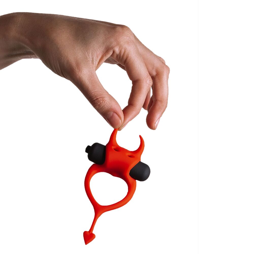 Эрекционное кольцо в виде дьявола Adrien Lastic Devol Cock Ring с вибрацией, красное