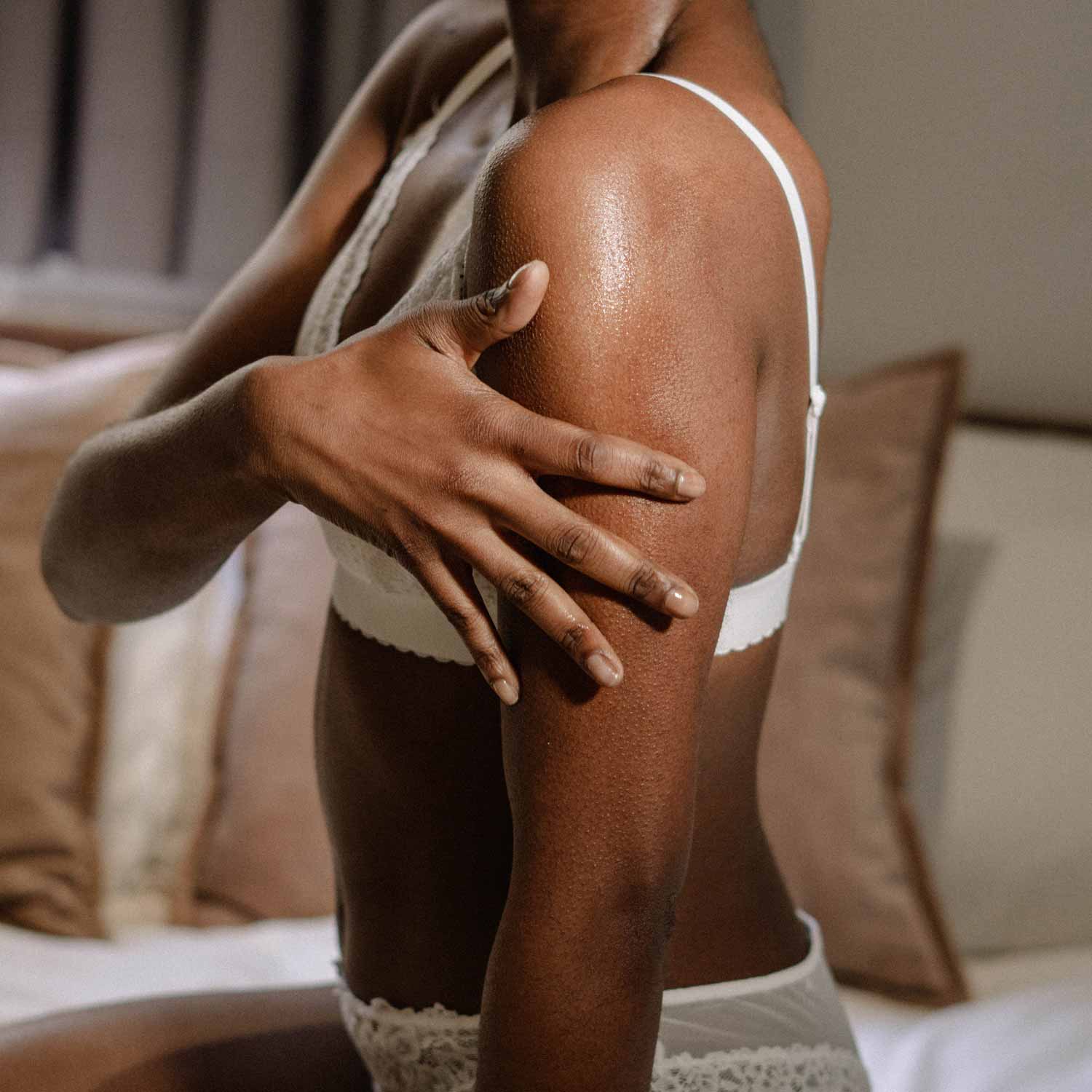 Гель для массажа всего тела FULL BODY MASSAGE Slow Sex by Bijoux Indiscrets на силиконовой основе
