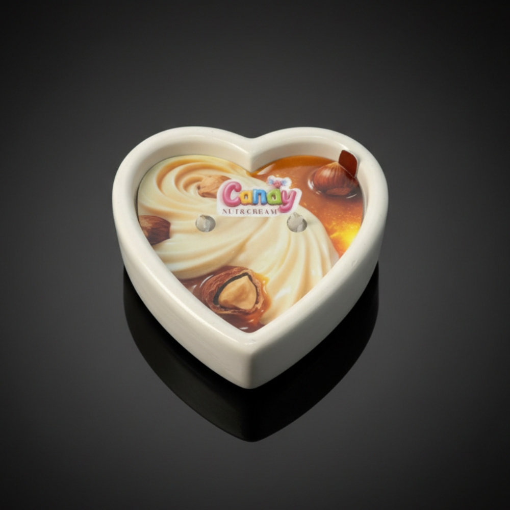 Масажна свічка з ароматом горіхового крему Candy Nut Cream у формі серця, 70 мл