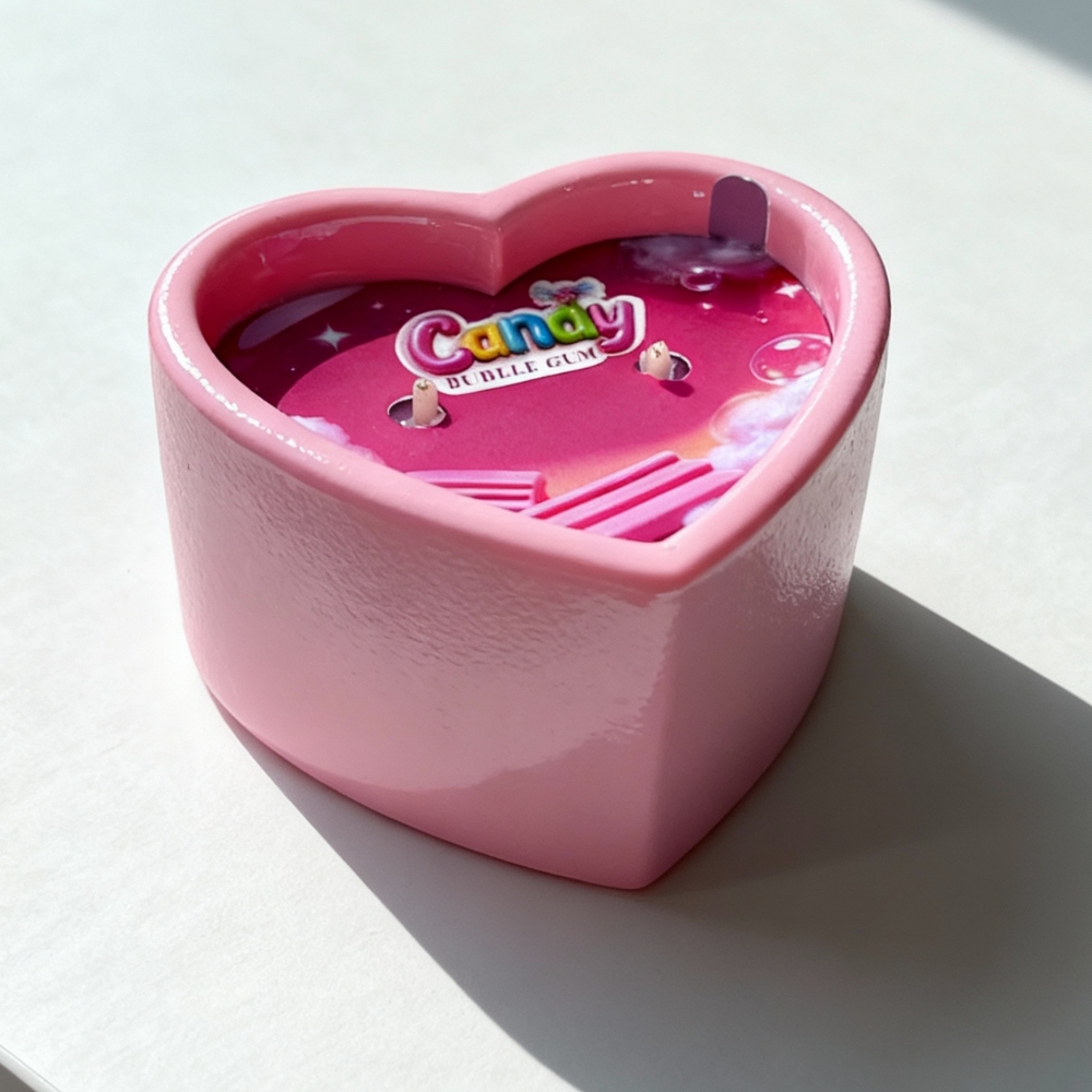Массажная свеча с ароматом жвачки Candy Bubble Gum в форме сердца, 70 мл