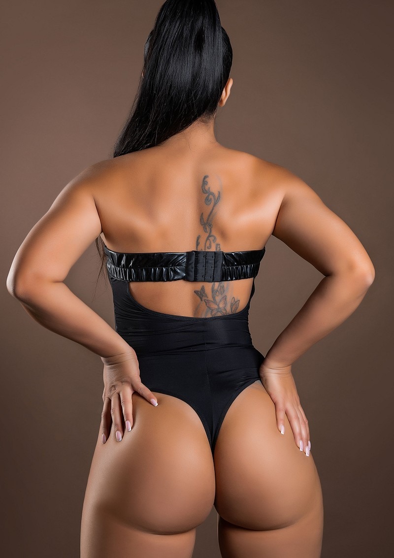 Боді без бретелів Daring Intimates, з ефектом мокрої тканини, чорне, S