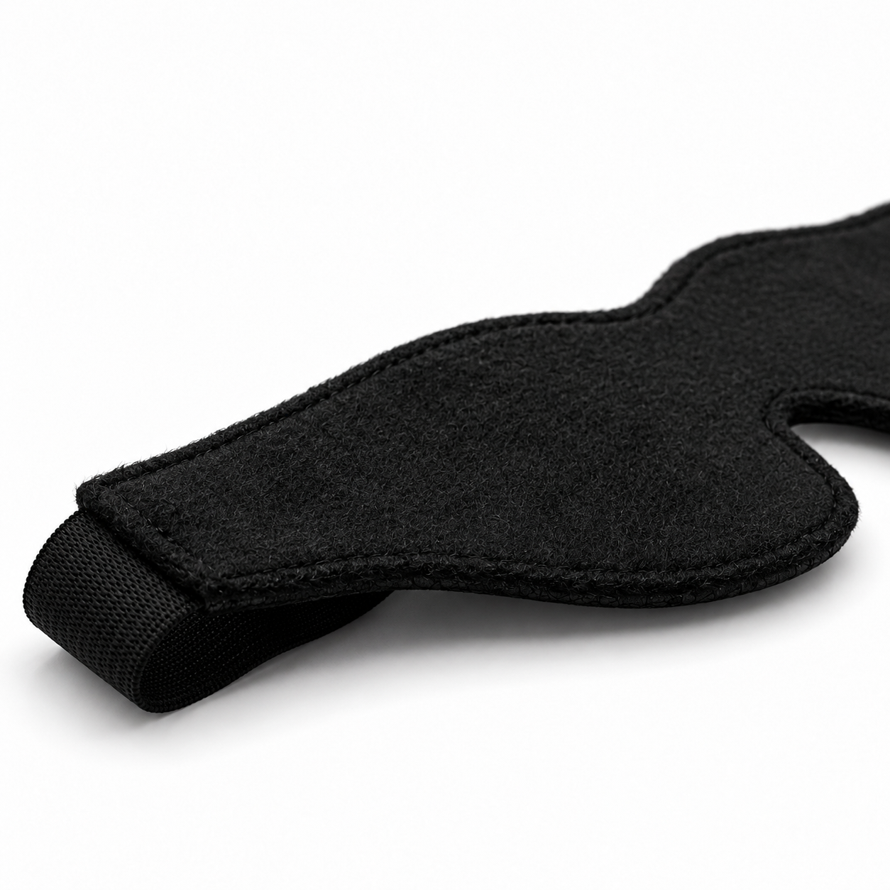 Маска на глаза DS Fetish с кружевной отделкой на резинке, чёрная