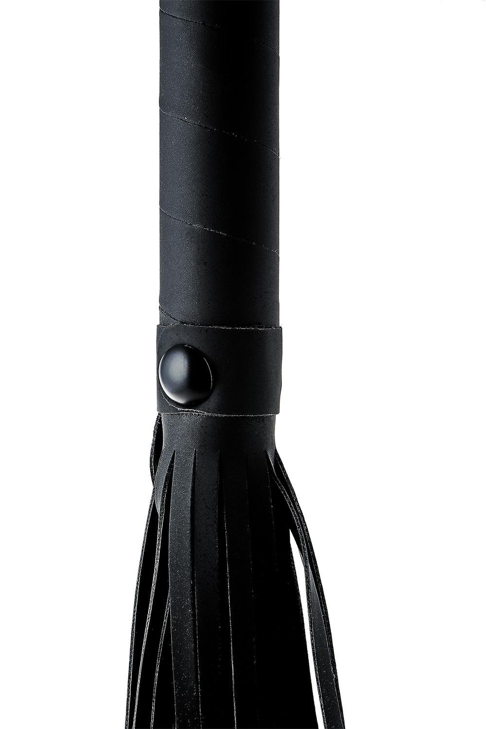 Флоггер с петлей Dream toys BLAZE Luxury Fetish черный