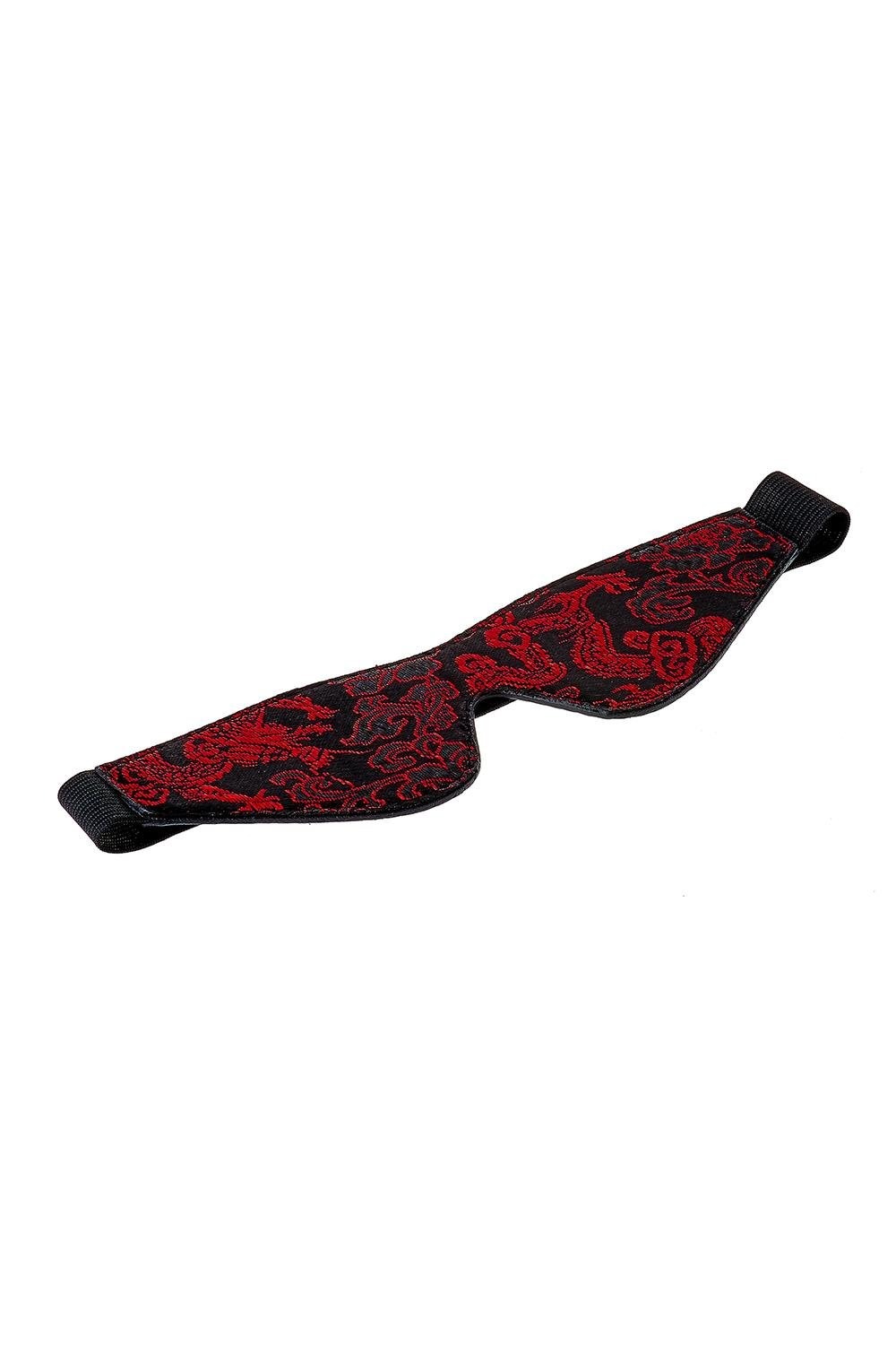 Маска на глаза черная Dream Тoys Blaze Deluxe Blindfold с красным узором в виде вышивки