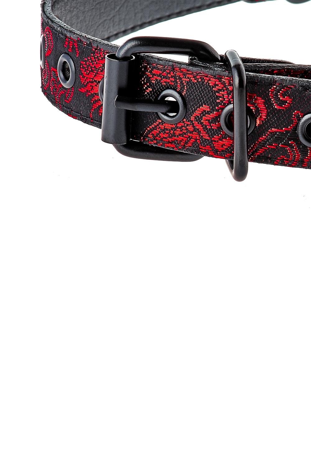 Кляп черный Dream Toys Blaze Deluxe с красным узором в виде вышивки