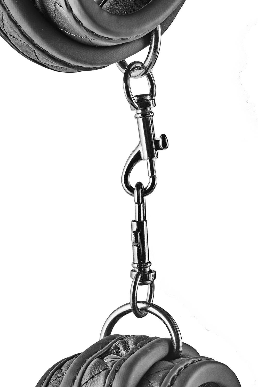 Наручиники Dream Toys BLAZE HANDCUFF DIAMOND BLACK