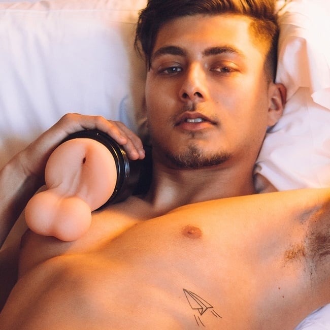 Мастурбатор анус з мошонкою, з кібершкіри Fleshlight Light FleshSack, бежевий