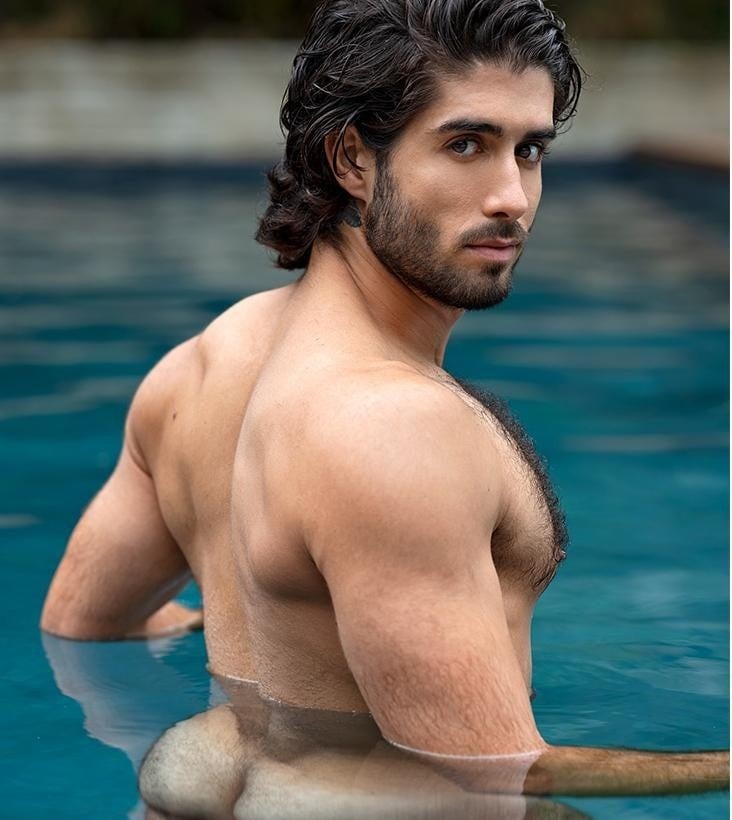 Фаллоимитатор с мошонкой и закрытой головкой реалистичный Fleshjack Boys-Diego Sans Dildo, телесный
