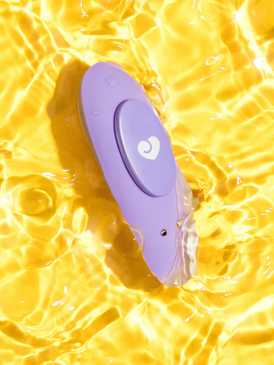 Вібратор в трусики з пультом Lovehoney Mon Ami Panty Vibrator для клітора, бузковий