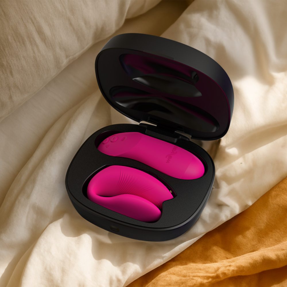 Вібратор для пар We-Vibe Chorus Pro Electric Pink з пультом і додатком, рожевий