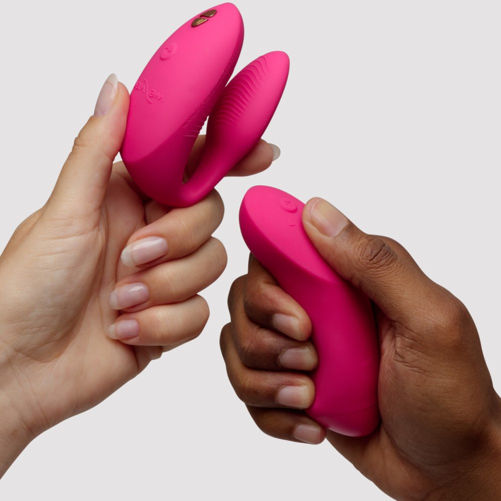 Вібратор для пар We-Vibe Chorus Pro Electric Pink з пультом і додатком, рожевий