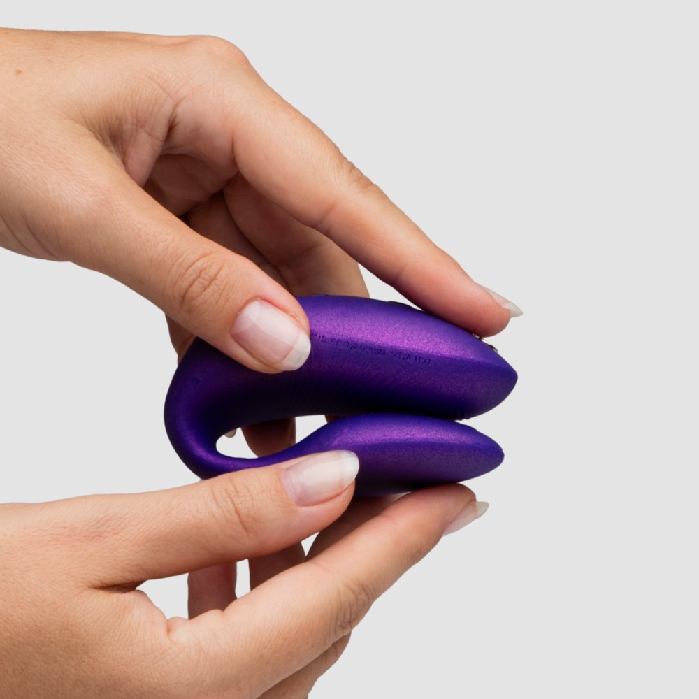 Вібратор для пар We-Vibe Chorus Pro Cosmic Purple з пультом і додатком, фіолетовий