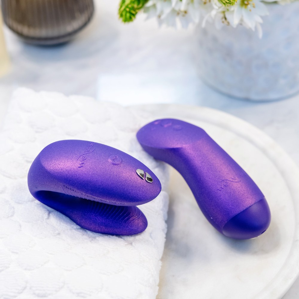 Вібратор для пар We-Vibe Chorus Pro Cosmic Purple з пультом і додатком, фіолетовий