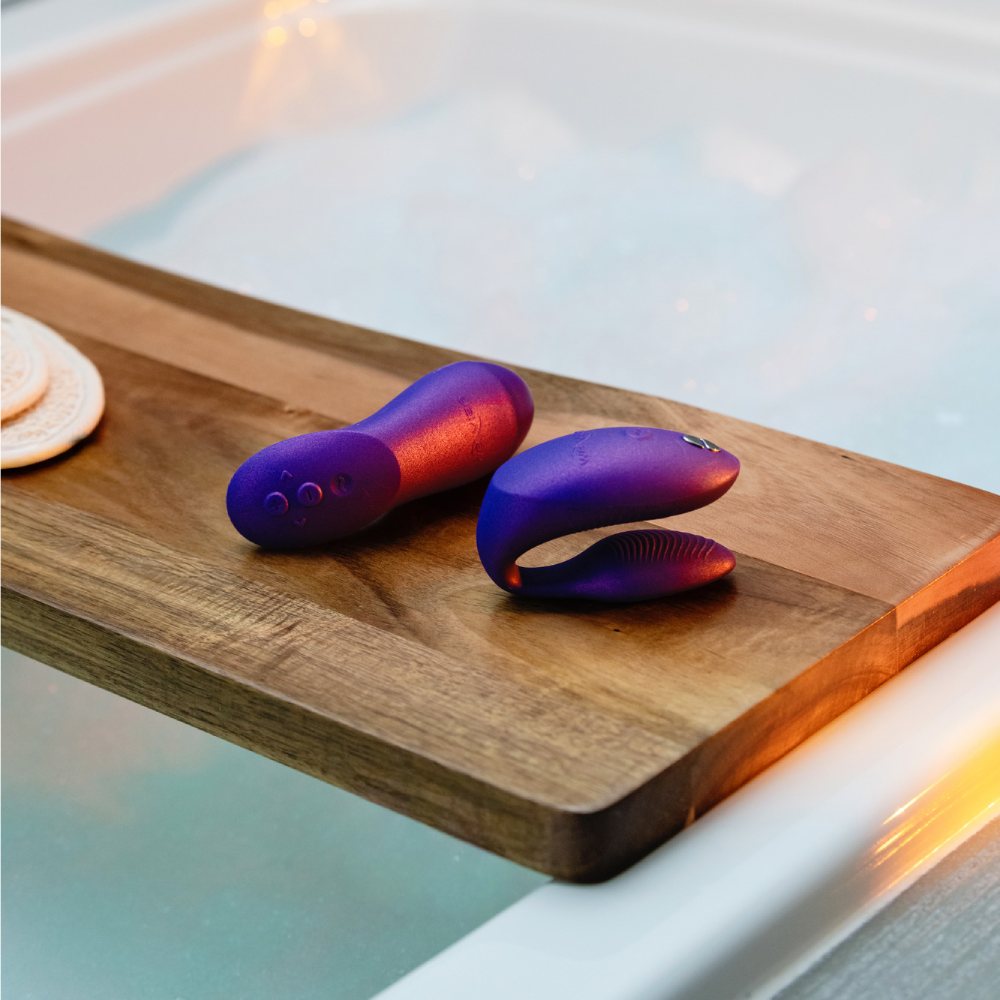 Вібратор для пар We-Vibe Chorus Pro Cosmic Purple з пультом і додатком, фіолетовий