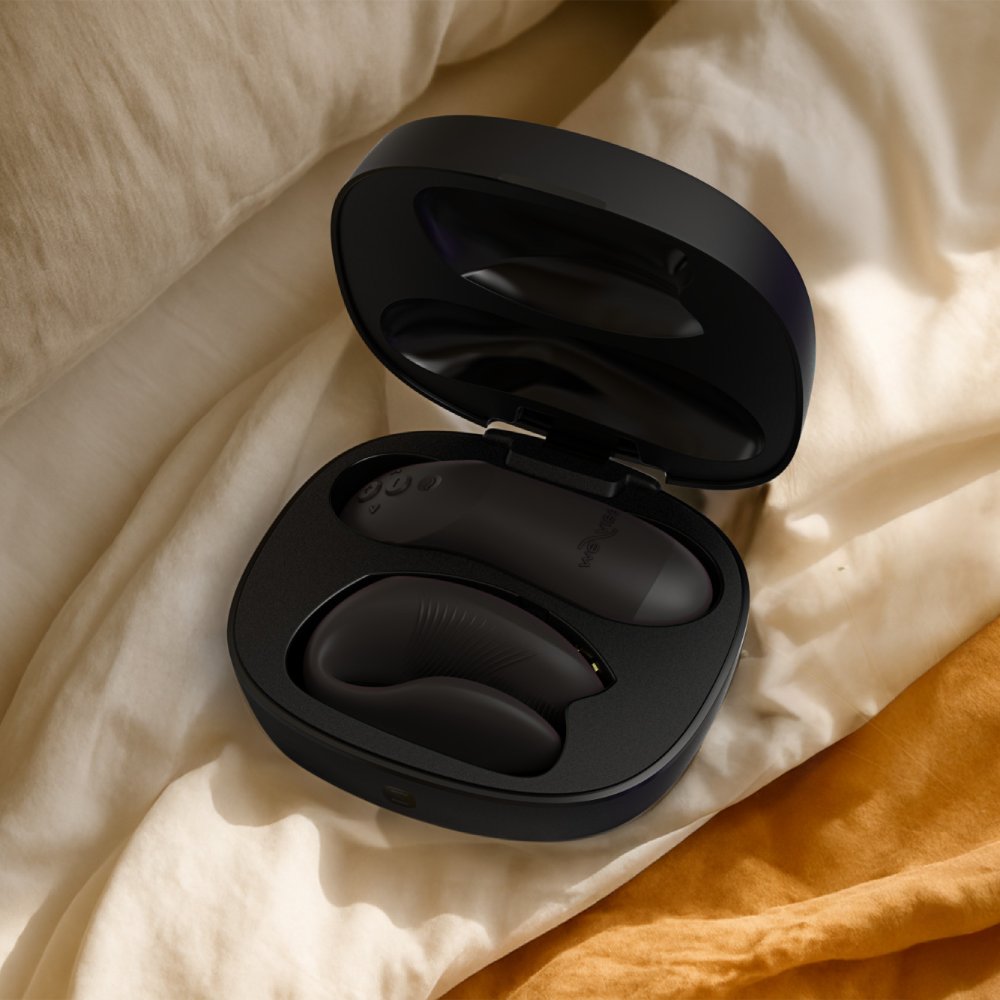 Вібратор для пар We-Vibe Chorus Pro Satin Black з пультом і додатком, чорний