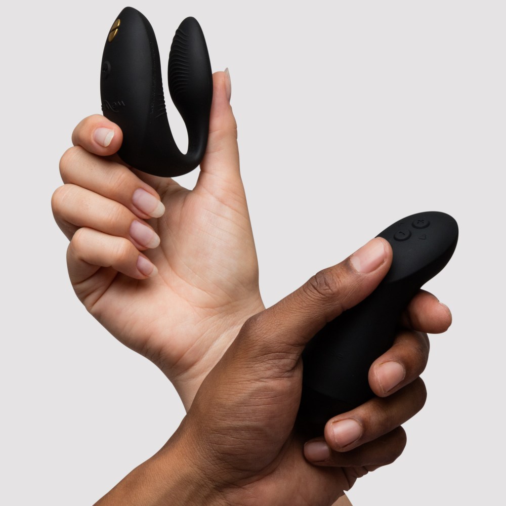 Вібратор для пар We-Vibe Chorus Pro Satin Black з пультом і додатком, чорний