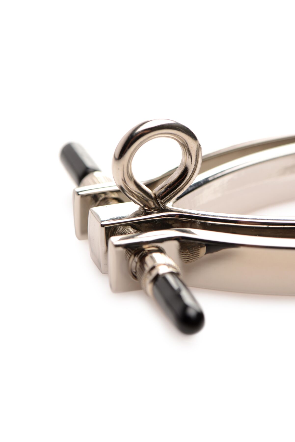Зажим для половых губ Master Series: Pussy Tugger Adjustable Vagina Clamp with Chain