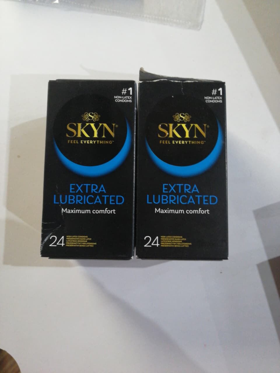 Безлатексні преміум-презервативи SKYN Extra Lubricated 24 шт (м'яте паковання!!!)