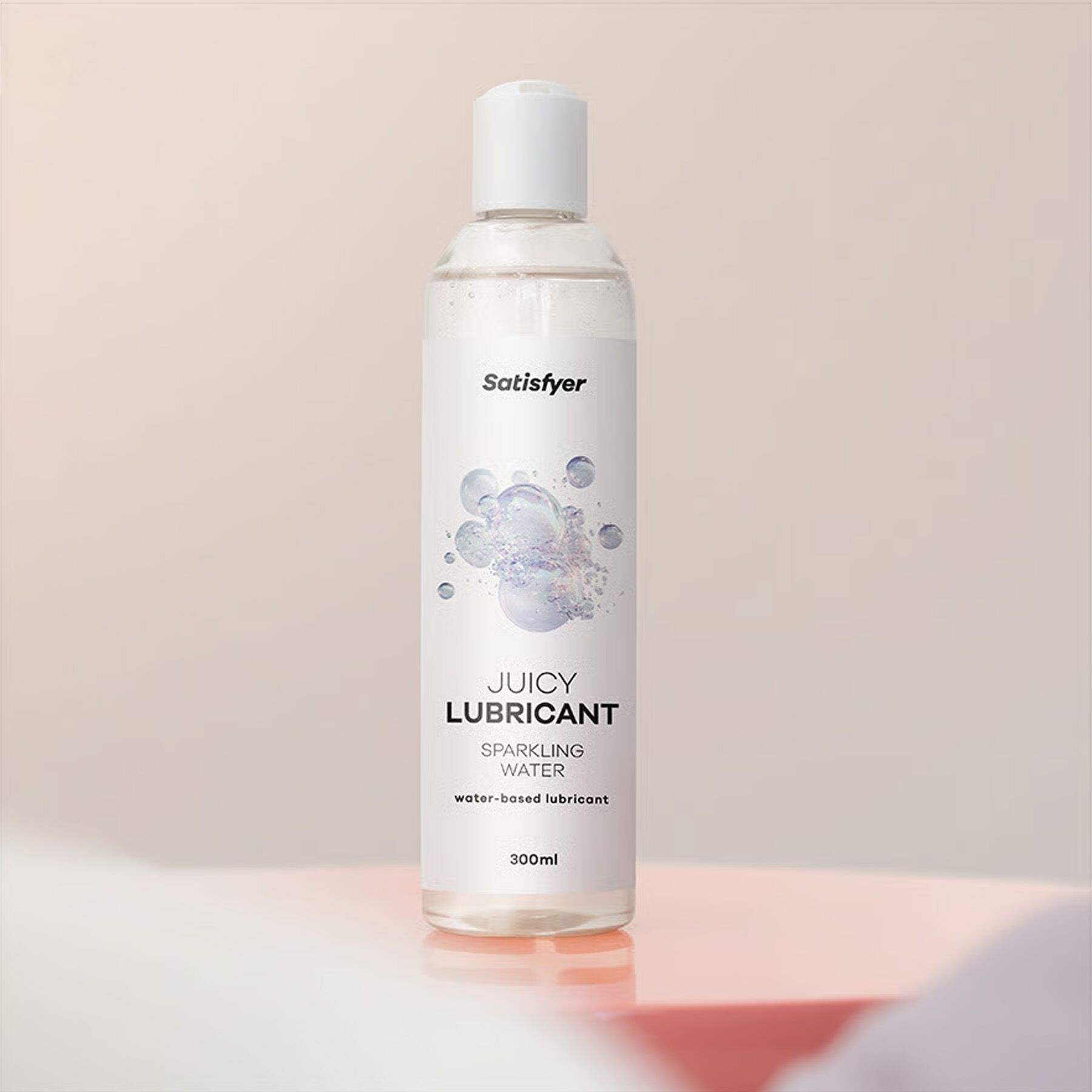 Лубрикант на водной основе Satisfyer Juicy Lubricant Sparkling Water water based 300 мл