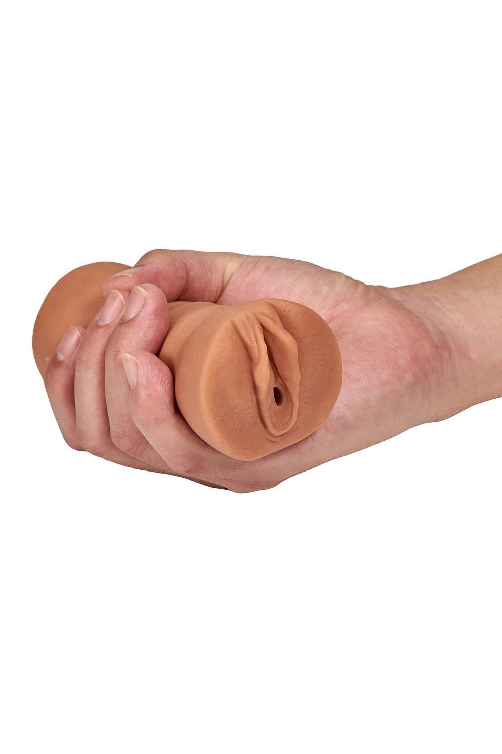 Мастурбатор реалістичний Blush M For Men Julieta з кулею, що вібрує, бежевий