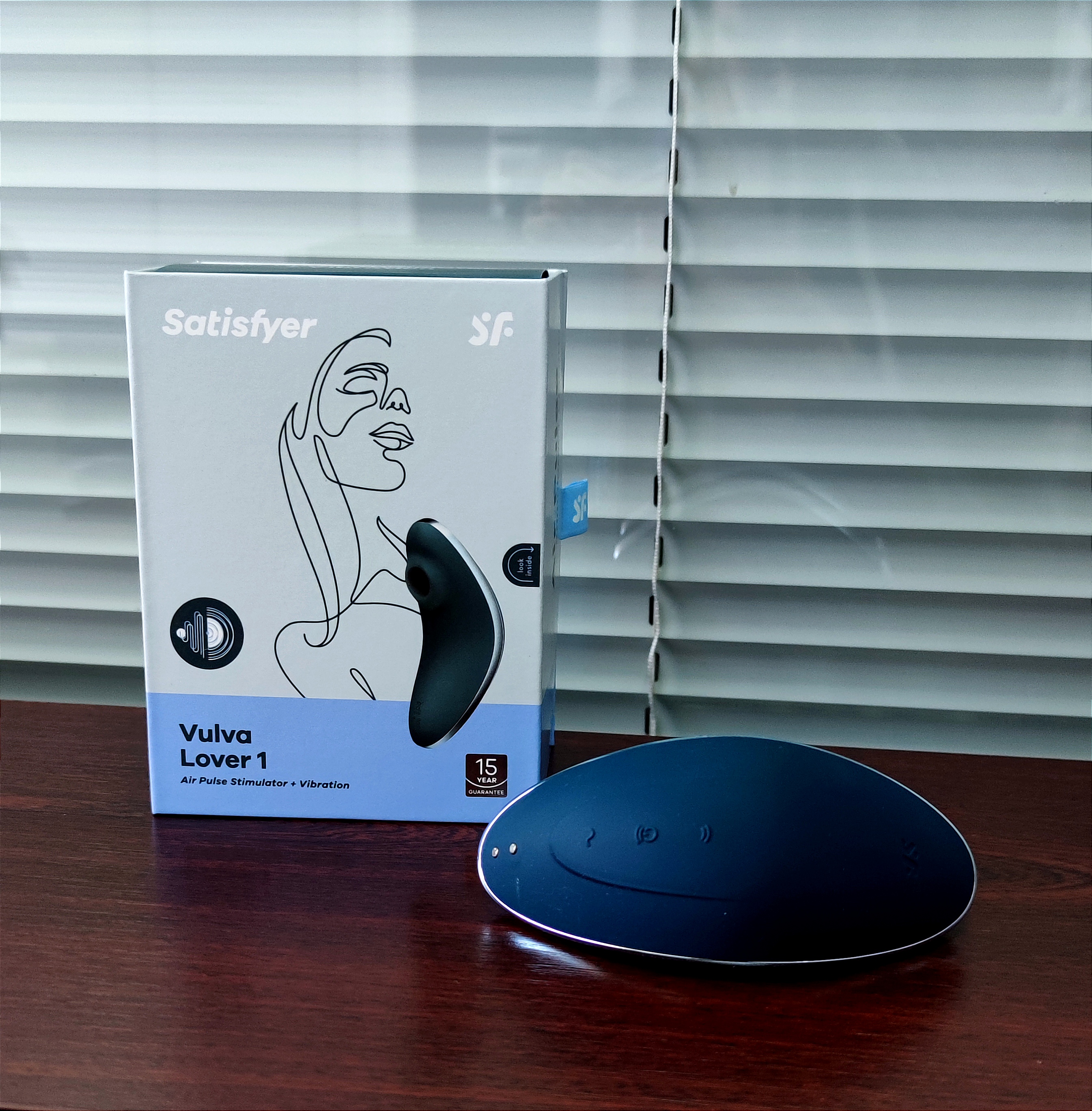 Вакуумний кліторальний стимулятор Satisfyer Vulva Lover 1 із вібрацією, синій