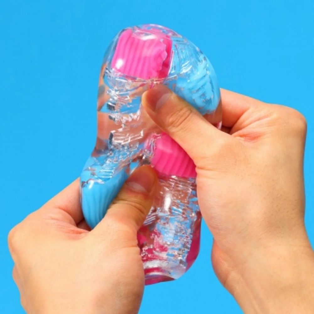 Мастурбатор со стимулирующими шариками TENGA Bobble Crazy Cubes