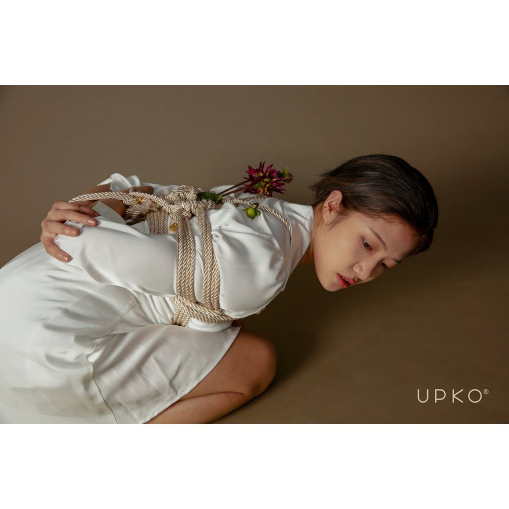 Веревка для бондажа премиальная UPKO Restraint Bondage Vope красная, 10 м
