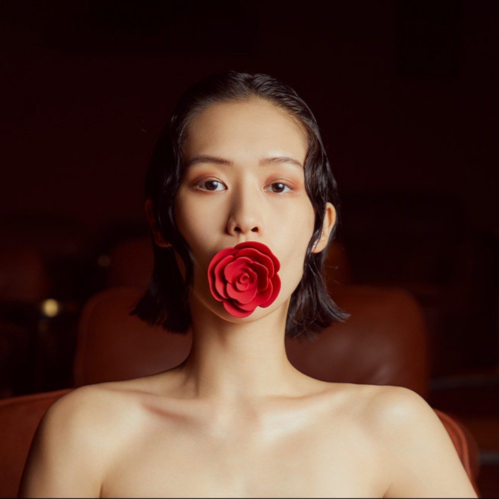 Кляп в форме Розы красный Rose Ball Gag UPKO