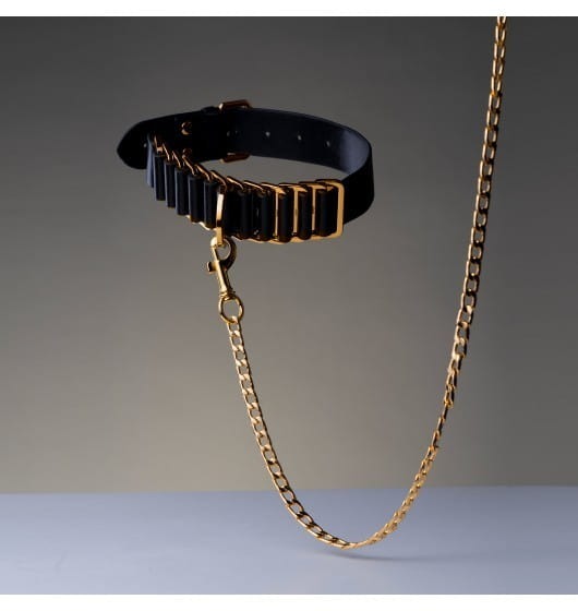 Чокер-ошейник UPKO Indulge In The Restraints с золотой фурнитурой, кожа, черный