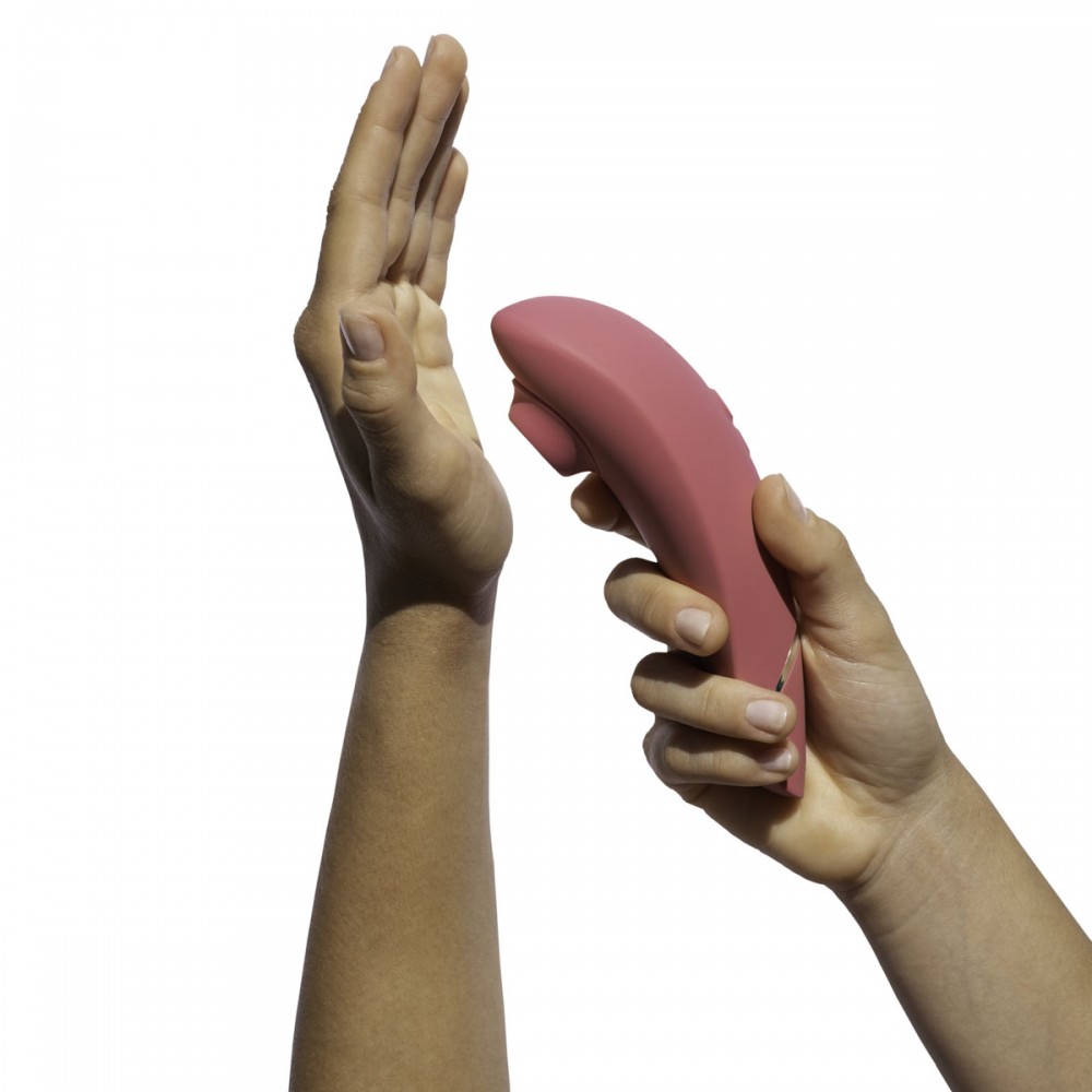 Безконтактний вакуумний кліторальний стимулятор Womanizer Premium 2 малиновий