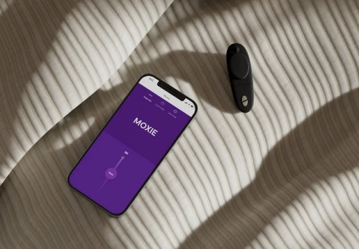 Вібратор у трусики WE-VIBE Black Moxie +