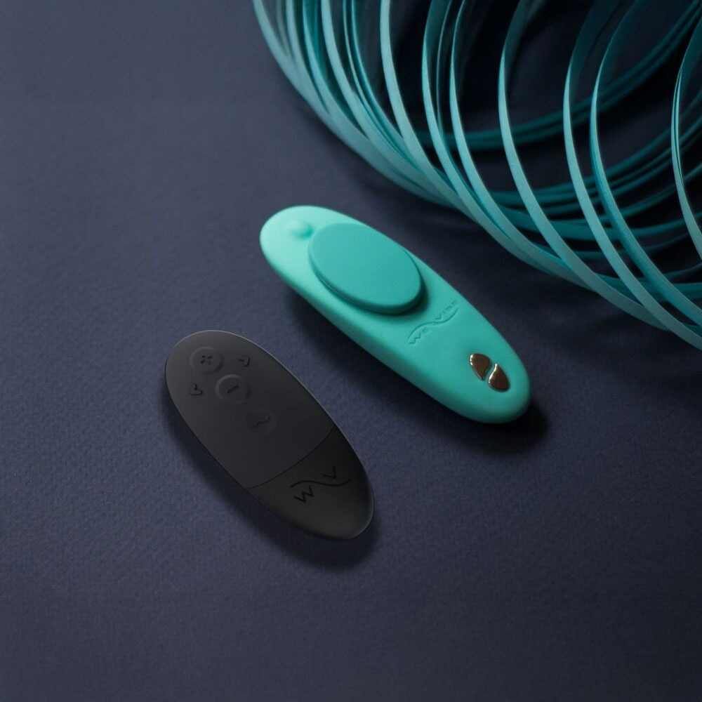 Вібратор в трусики WE-VIBE Moxie+ Aqua