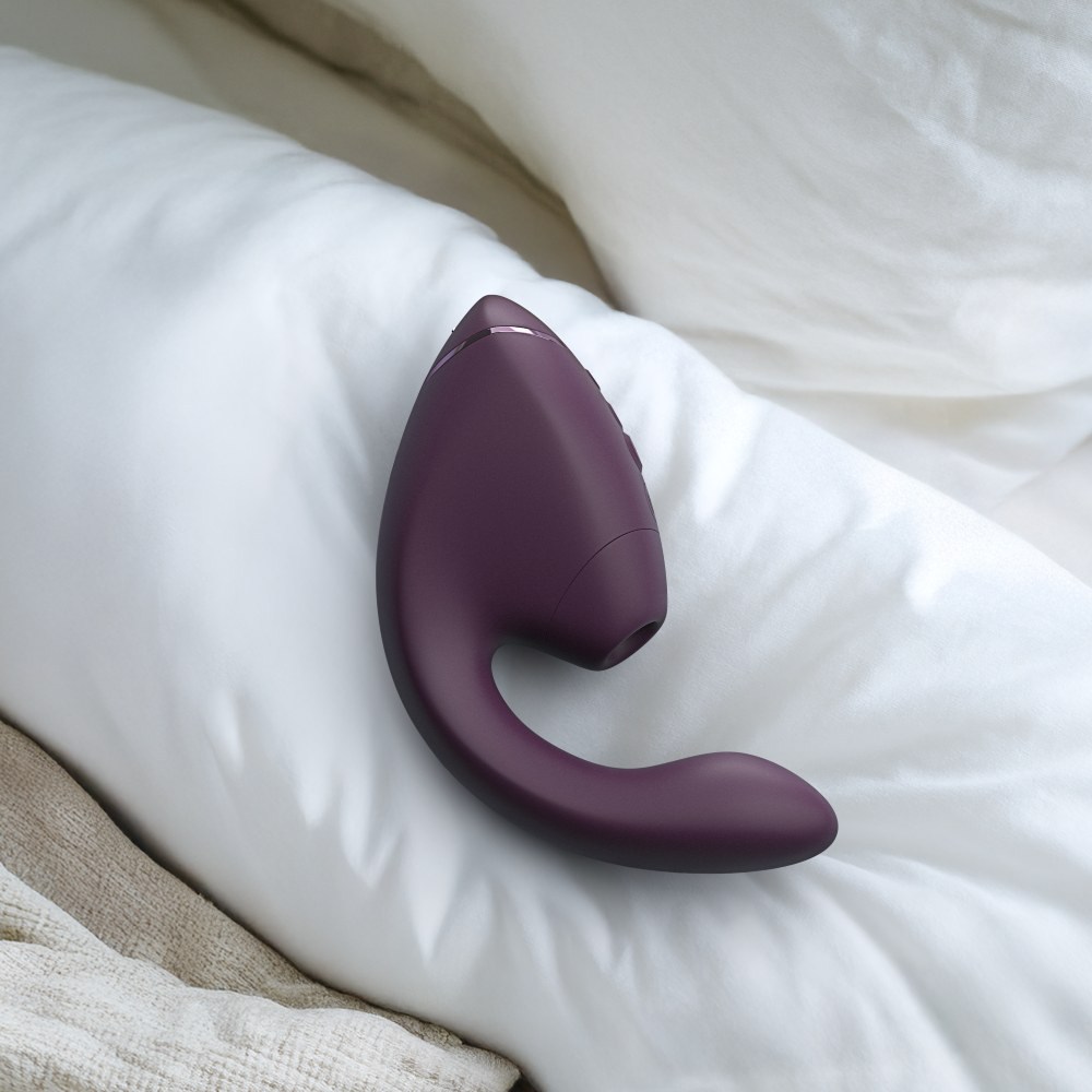Вібратор-стимулятор вакуумний Womanizer Next Duo Dark Purple для точки G, фіолетовий
