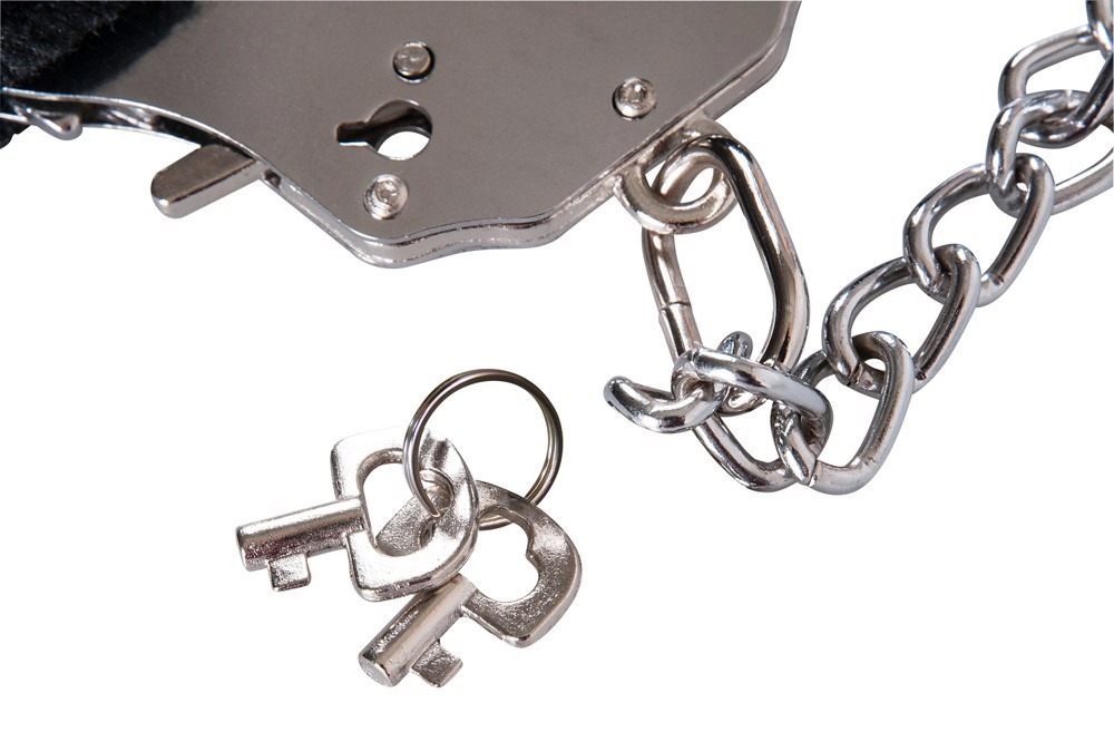 Наручники металлические You2Toys Bigger Furry Handcuffs с черным мехом