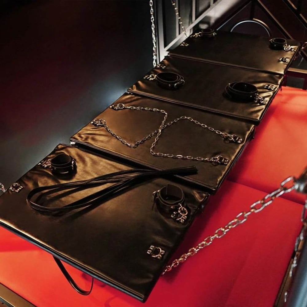 Дошка для бондажу Roomfun Bondage Board (наручники+манжети на щиколотки+окови на ноги+ремені) чорна